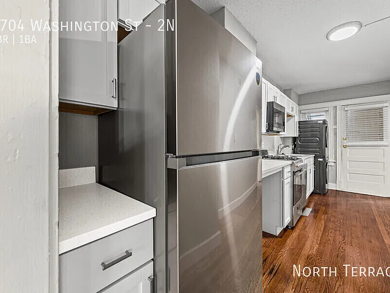 3704 Washington St #2N — Photo 3