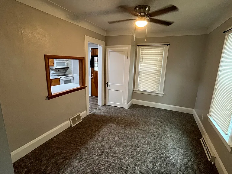 576 Bronx Dr — Photo 21