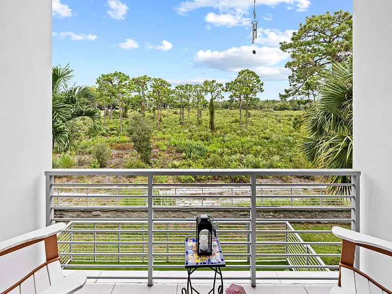 1811 NW 42nd Dr — Photo 12
