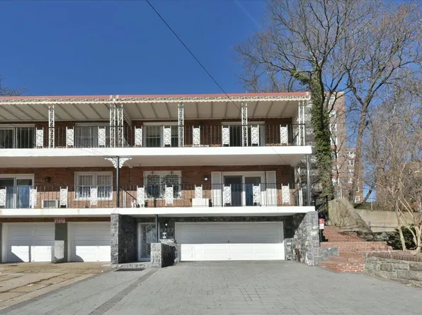87-77 Kingston Place, Jamaica Estates, NY 11432