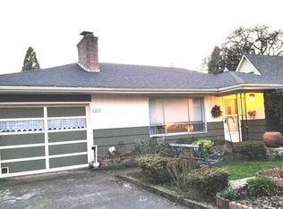 716 S Water St, Silverton, OR 97381