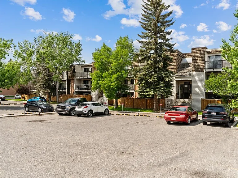 5300 Rundlehorn Dr NE — Photo 12