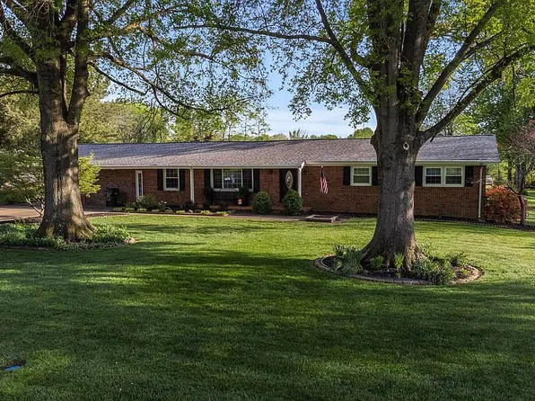 5250 Stevin Dr, Paducah, KY 42001