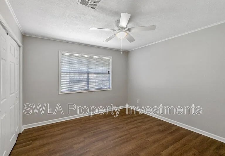 5921 Bennie Ln — Photo 10