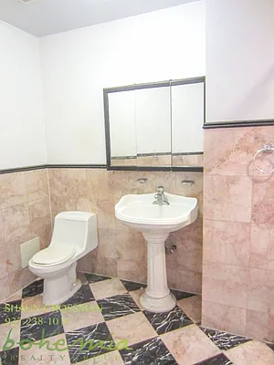 Rented by Bohemia Realty Group | media 21