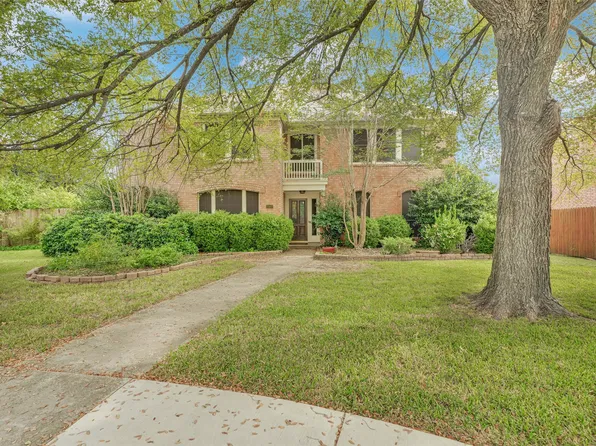 2107 Woodbury Pl, Richardson, TX 75082