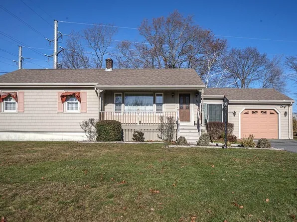 46 Edmund St, Somerset, MA 02726