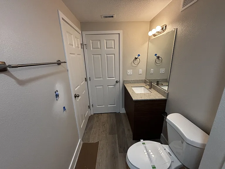 4424 S Texas Ave — Photo 14