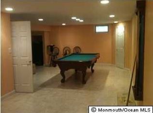 34 S Robbins Rd, Millstone Township, NJ 08535