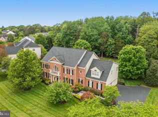 5528 Roan Chapel Dr, Haymarket, VA 20169