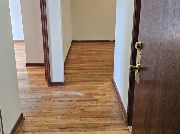 3153 W Argyle St APT 2W