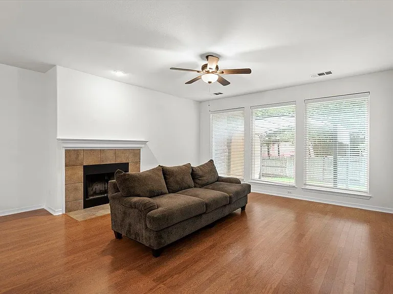 2304 Village View Loop — Photo 14