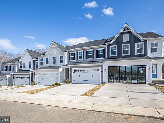 3rd image of 10509 Afton Grove Ct