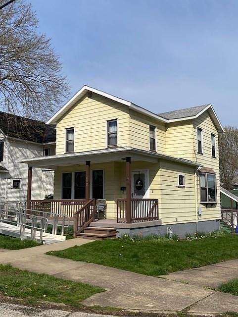 1st image of 102 W 5th St