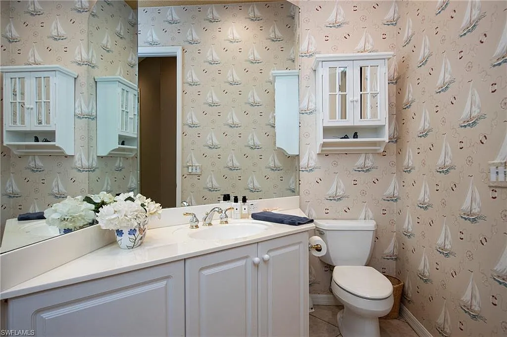 4 bed, 3.5 bath, 2700 sqft, $35,000 — Photo 4