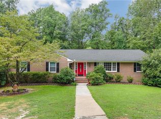 12520 Parker Ln, Chester, VA 23831