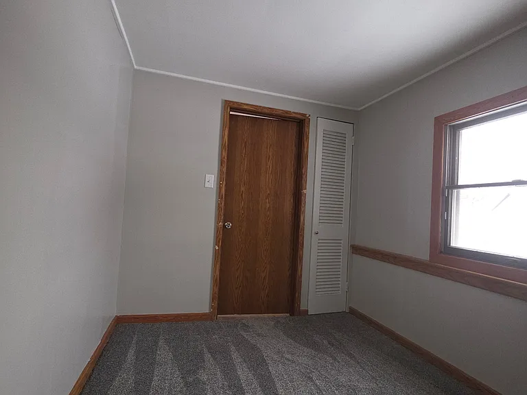 632 S 28th St — Photo 5