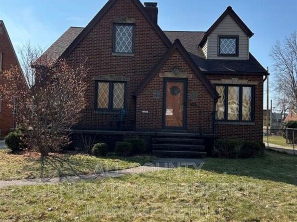 4435 Sheraton Dr