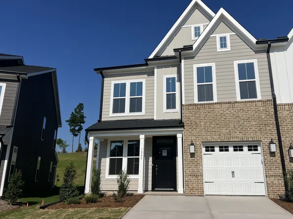 1209 Bell Heather Rd, Durham, NC 27703