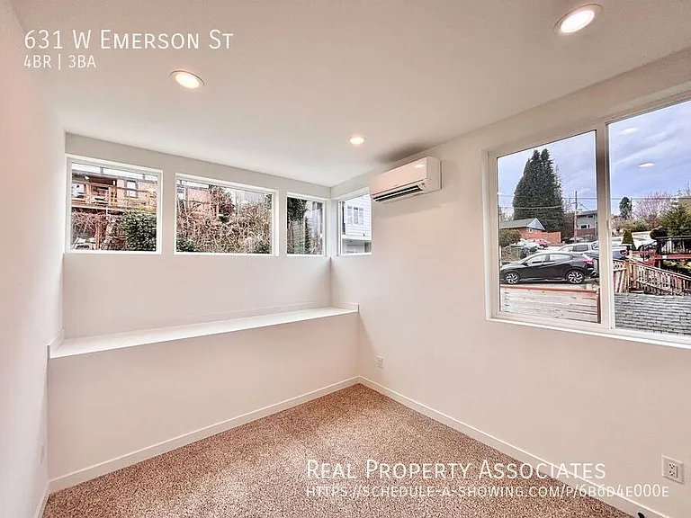631 W Emerson St — Photo 22