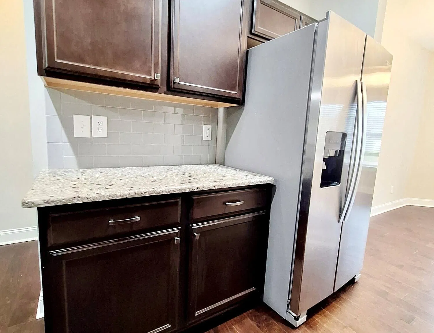 3 bed, 2.5 bath, $1,900 — Photo 4