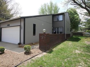 1208 Woodgate Dr, O Fallon, IL 62269