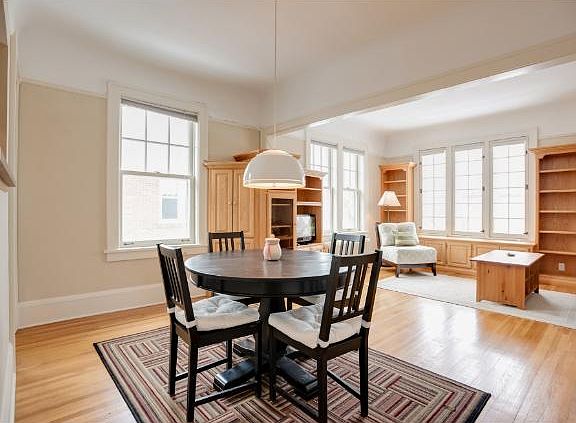 3rd image of 3909 Aldrich Ave S #16