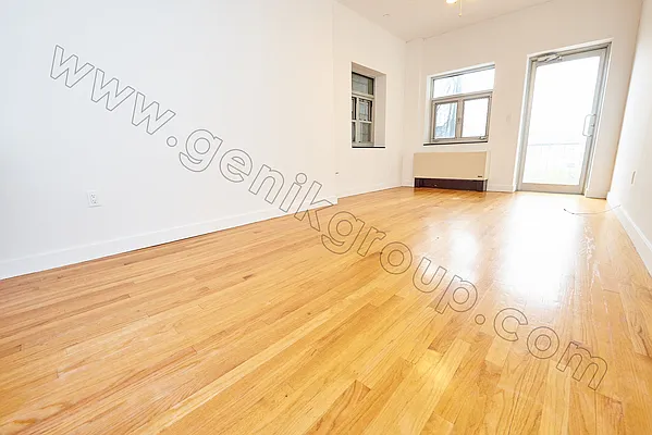 Rented by Genik Group Corp | media 30