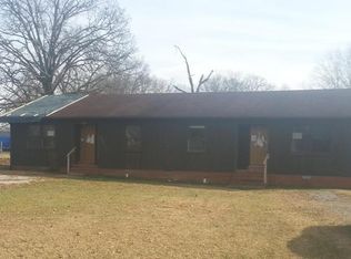 1513 Rogers Cir #A & B, Manchester, TN 37355