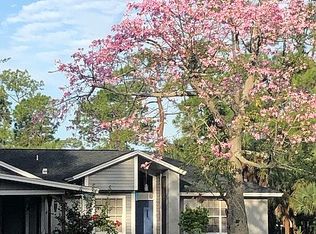 421 13th St NW, Naples, FL 34120