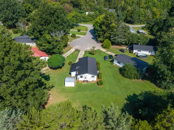 111 Brown Cir, Norlina, NC 27563