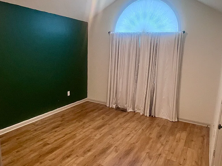 129 Forrest Ln — Photo 8