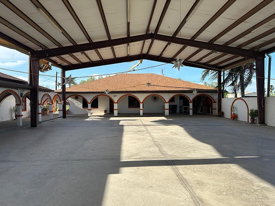 2nd image of 1402 S Alton Blvd