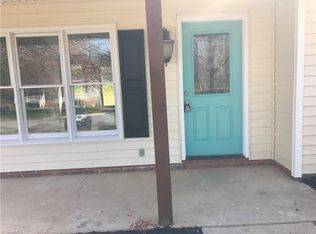 1751 Harper Spring Dr, Clemmons, NC 27012