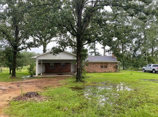 20 Daniels Ln, Silver Creek, MS 39663