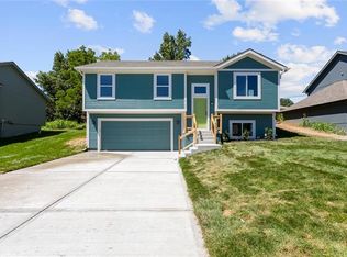 8903 W Longview Pkwy, Kansas City, MO 64138