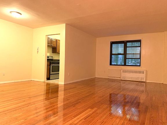 2nd image of 1100 Warburton Ave APT 1N