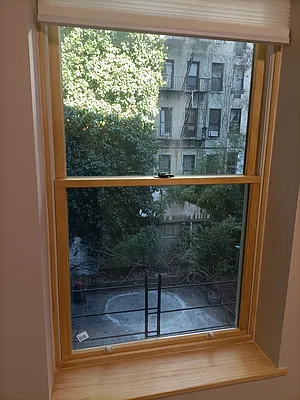 Rented by Marc Alloul, LREB | media 3