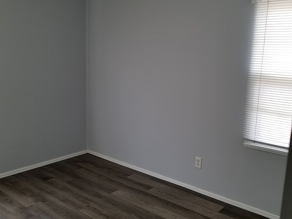 3rd image of 130 N Orchard Ave