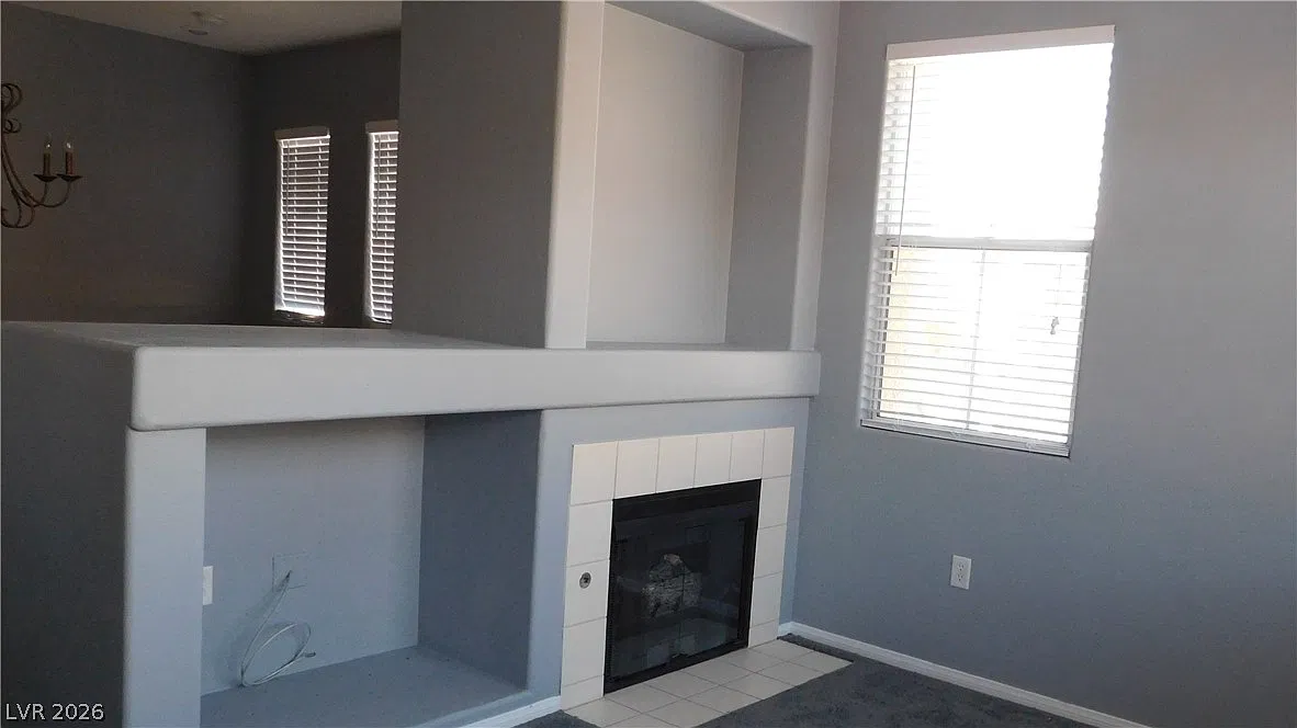 3 bed, 2.0 bath, 1260 sqft, $1,695 — Photo 3