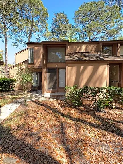 2 Pine Hurst Ln #2 — Photo 2