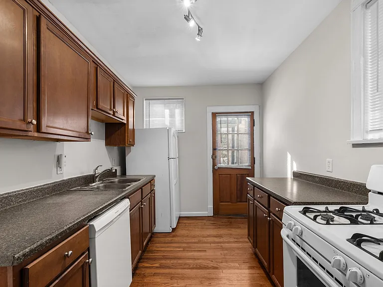 733 Heman Ave #3 — Photo 19