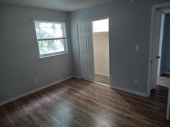 5th image of 3307 Wood Ave APT 42