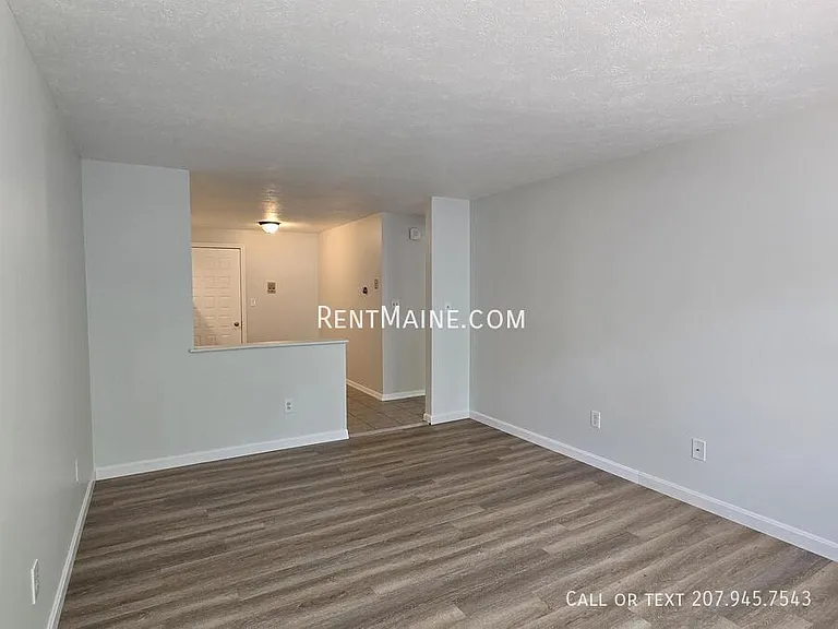 20 Tall Pines Dr #11 — Photo 6