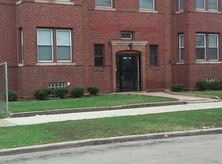 9548 S Prairie Ave, Chicago, IL 60628