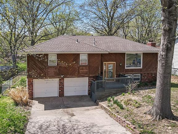 3rd image of 7628 NW Milrey Dr