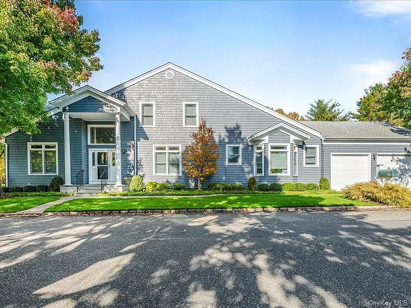 38 Fieldstone Lane photo 1