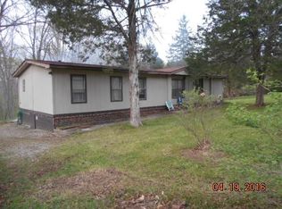 9455 Iroquois Rd, Williamsburg, MO 63388