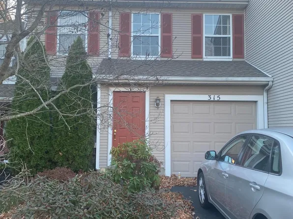 315 Sequoia Dr, Newtown, PA 18940