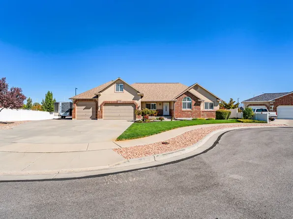 4838 W Cherry Laurel Ln S, West Jordan, UT 84081